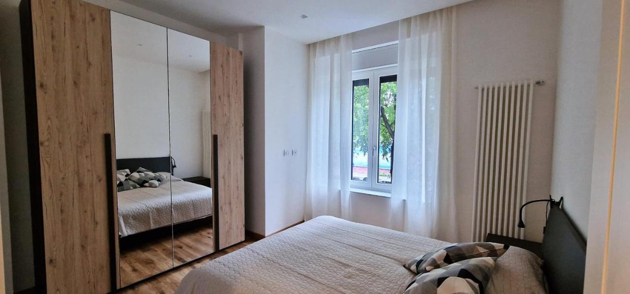 Hosts 21 Apartment Торино Екстериор снимка