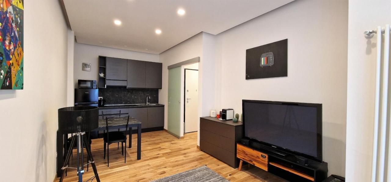 Hosts 21 Apartment Торино Екстериор снимка