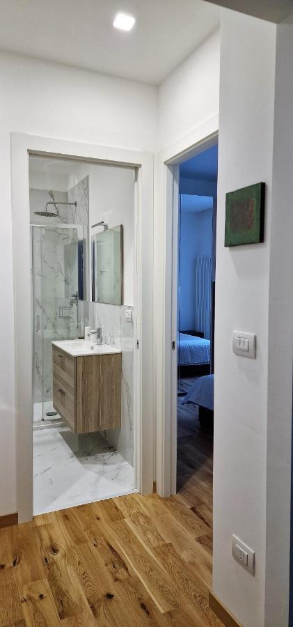 Hosts 21 Apartment Торино Екстериор снимка